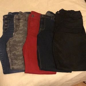 Maurices Skinny Jeans (5 pairs)